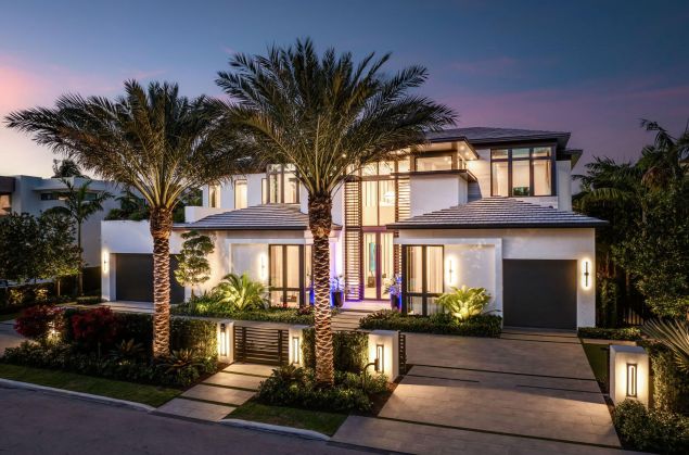 207 W Coconut Palm Road, Boca Raton