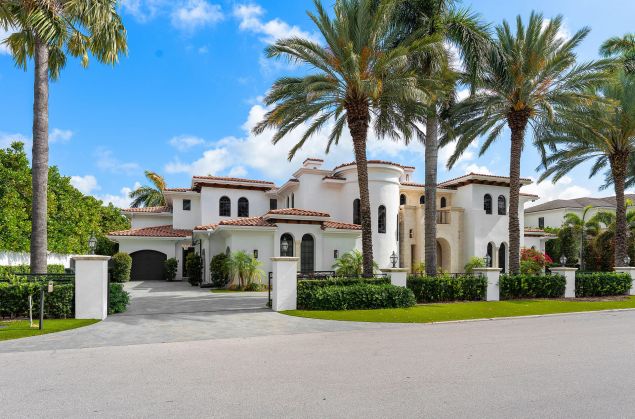 251 W Coconut Palm Road, Boca Raton